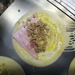 โตเกียว ไข่+ แฮมหมู + หมูสับ