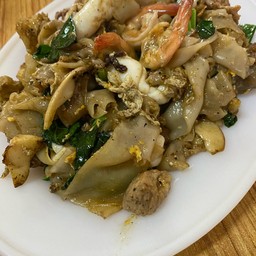 ผัดแห้งรวมมิตร พิเศษ