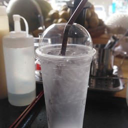 น้ำมะพร้าวสด