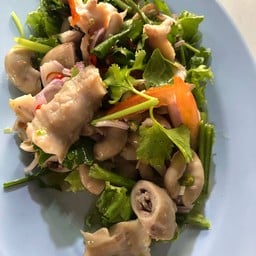 ยำไส้ตัน