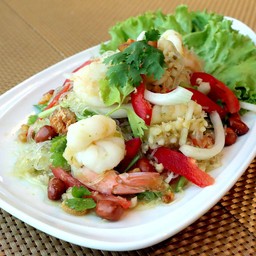 ยำวุ้นเส้นทะเล