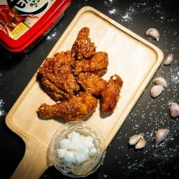 หมีหยอกไก่