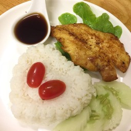 ข้าวหน้าสเต็กไก่เทอริยากิ