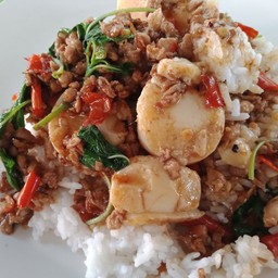 ร้าน ลุงเเว่น อาหารตามสั่ง ซอยประปา(รังสิต)