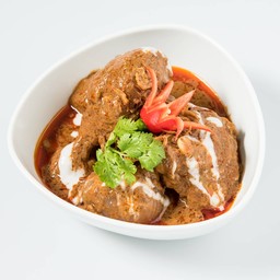 มัสมั่นสะโพกไก่  แกงแก้วตา