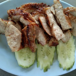 นมหมูย่าง