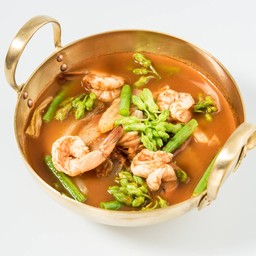 แกงส้มกุ้งสำรวม