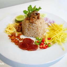 ลดพิเศษ ! ข้าวคลุกกะปิ + เฟรนซ์ฟรายชีสซี่เบคอน + น้ำอัญชันใบเตย ราคาเพียง 194 บาท จากปกติ 277 บาท