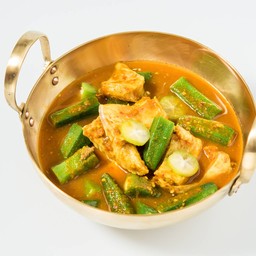 แกงเหลืองกระเจี๊ยบพุงปลาช่อน