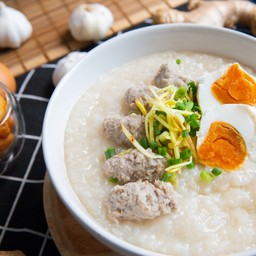 โจ๊กหมูไข่เค็ม