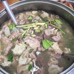 ต้มแซ่บเครื่องในหมู