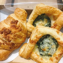 (Spinach x 2)(Ham Cheese x 1) Croissant Set