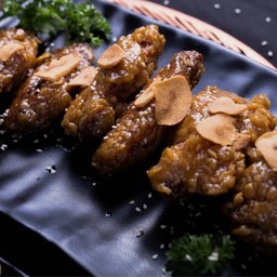 ไก่ทอดเกาหลีซอสกระเทียม  รับประกันความกรอบ 👍🏻