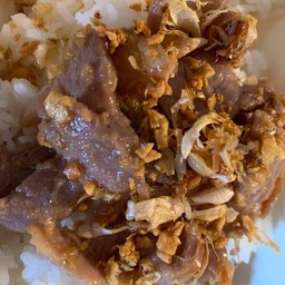ข้าวหมูกระเทียม