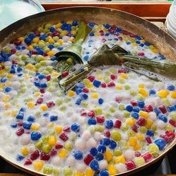 บัวลอยมะพร้าวอ่อนพิเศษบัวลอย ไม่ใส่ไข่