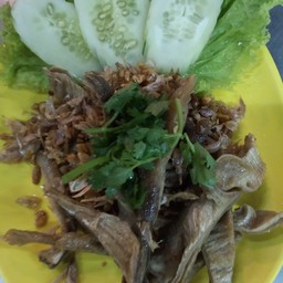 กระเพาะหมูทอดกระเทียม