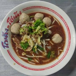ก๋วยเตี๋ยว หมู เนื้อ โอเด้ง