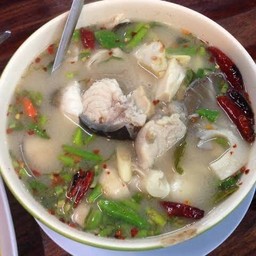 ต้มยำปลาคัง เป็นกับ