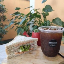รมิดาคาเฟ่