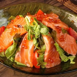 สลัดปลาแซลมอล ไข่ปลาแซลมอล ( Salmon Salad )