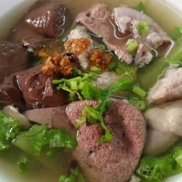 ต้มเลือดหมู ลุงมณีแดง บางบัวทอง