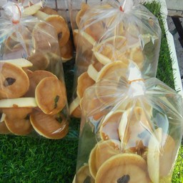 ขนมไข่โบราณ (ใส่ลูกเกด) 10 ชิ้น