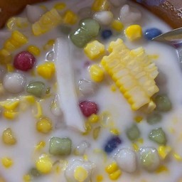 บัวลอยไข่หวานมะพร้าวอ่อน พิเศษทุกอย่าง (ไม่ใส่ทับทิม)