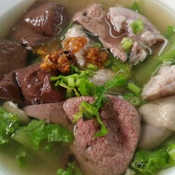 ต้มเลือดหมู