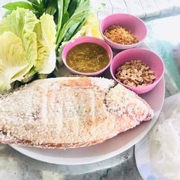 ร้านมุมหอยสายกลาง