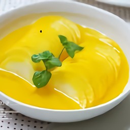 picked slice Yellow Radish หัวไช้ท้าวดอง