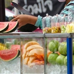 ปังนุ่ม 16  & ดูดนม อมบุก ( เด็กดื้อ )🍰🍵☕ น้ำ ขนม ปากซอย16