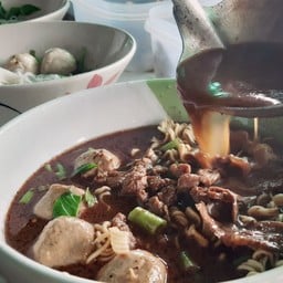 ร้านเตี๋ยวเรือแพร่ยกซด