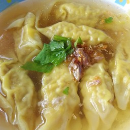 เกี๊ยวหมูน้ำใส