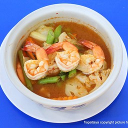 แกงส้มกุ้งผักรวม