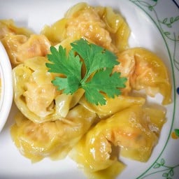 เกี๊ยวกุ้งนึ่งทรงเครื่อง