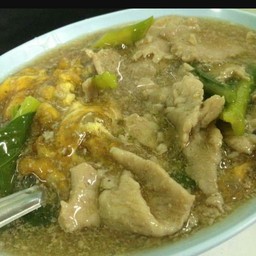 ราดหน้าใส่ไข่ (ธรรมดา)