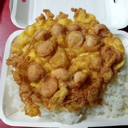 ข้าวไข่เจียวไส้กรอก