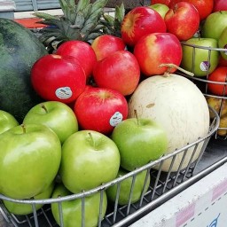 แม่ตาล น้ำผลไม้ปั่น หน้าธนาคารออมสิน สิงห์บุรี