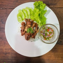 ข้าวหมูทอดแม่ปู