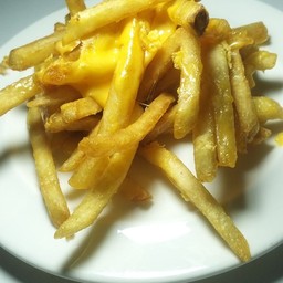 เฟรนฟรายผัดชีส