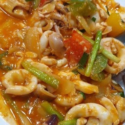 ปลาหมึกผัดไข่เค็ม(ใหญ่)