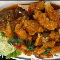 ปลา กระพงราดพริกสามรส