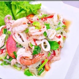 ยำวุ้นเส้นรวมมิตร