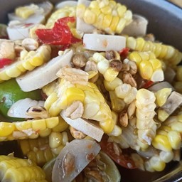 ตำข้าวโพดหมูยอ