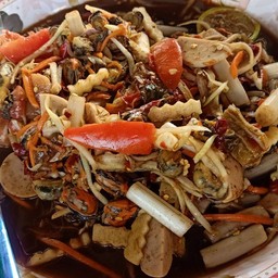 ตำหอยดองหมูยอ