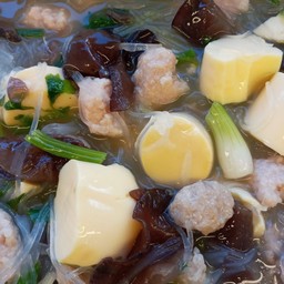 ต้มจืดวุ้นเส้น