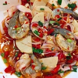 ยำแซ่บหมูยอกุ้งสด