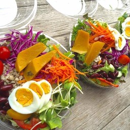 สลัดผักเพื่อสุขภาพ