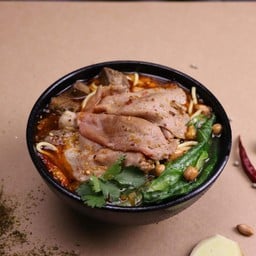 บะหมี่หม่าล่าเนื้อสไลซ์