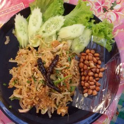 ข้าวทอดยำแหนมสด